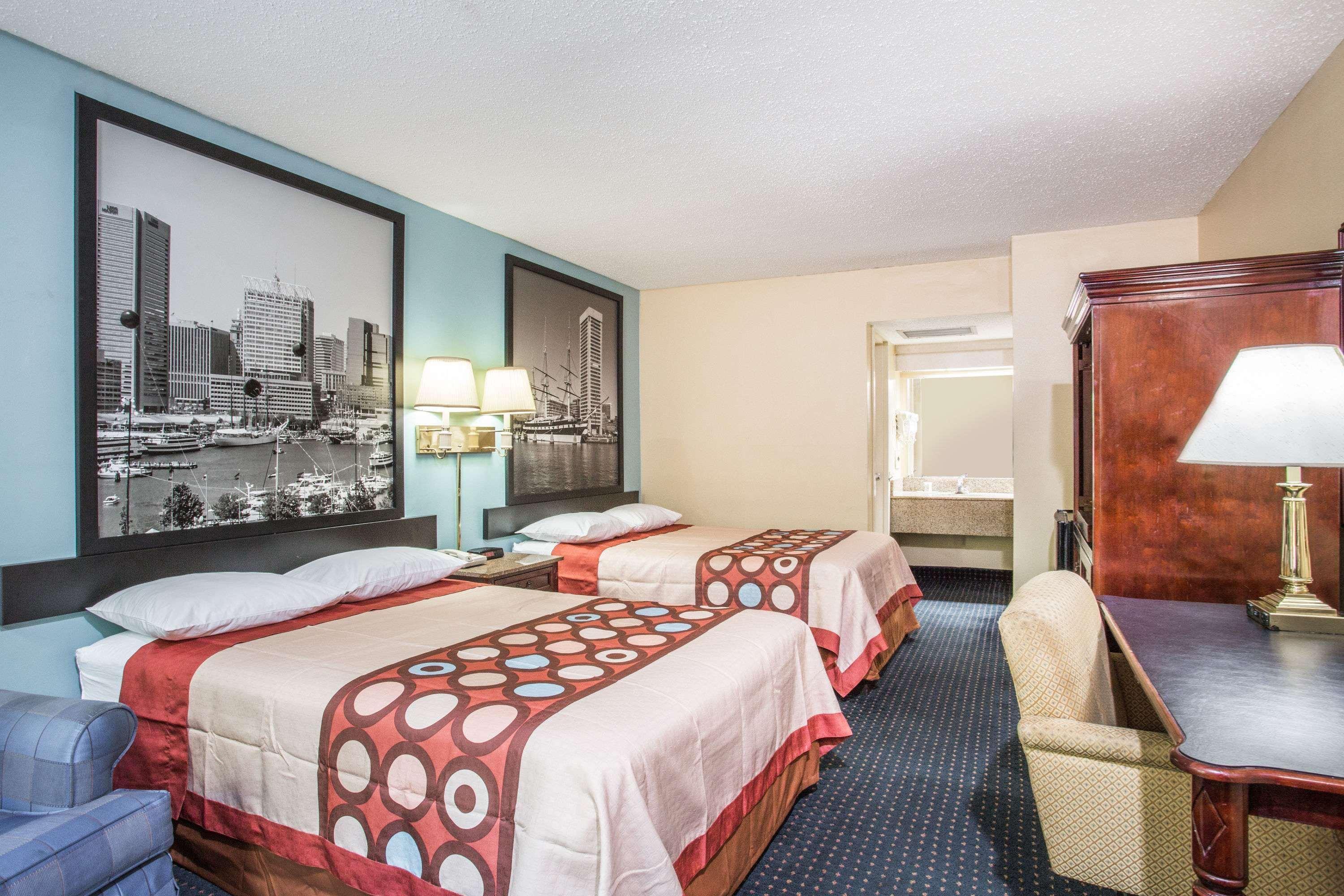 Отель Super 8 By Wyndham Camp Springs/Andrews Afb Dc Area Экстерьер фото